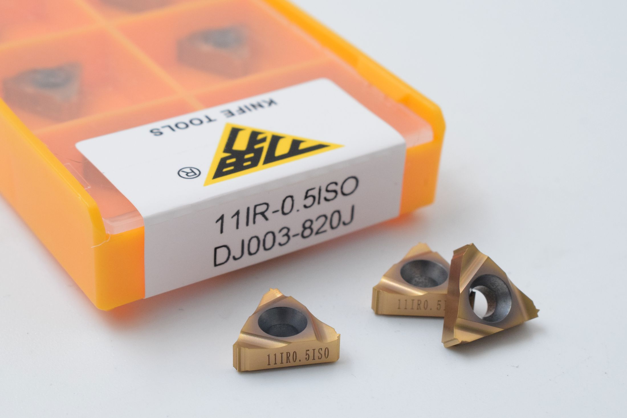 11IR0.5ISO DJ003-820J