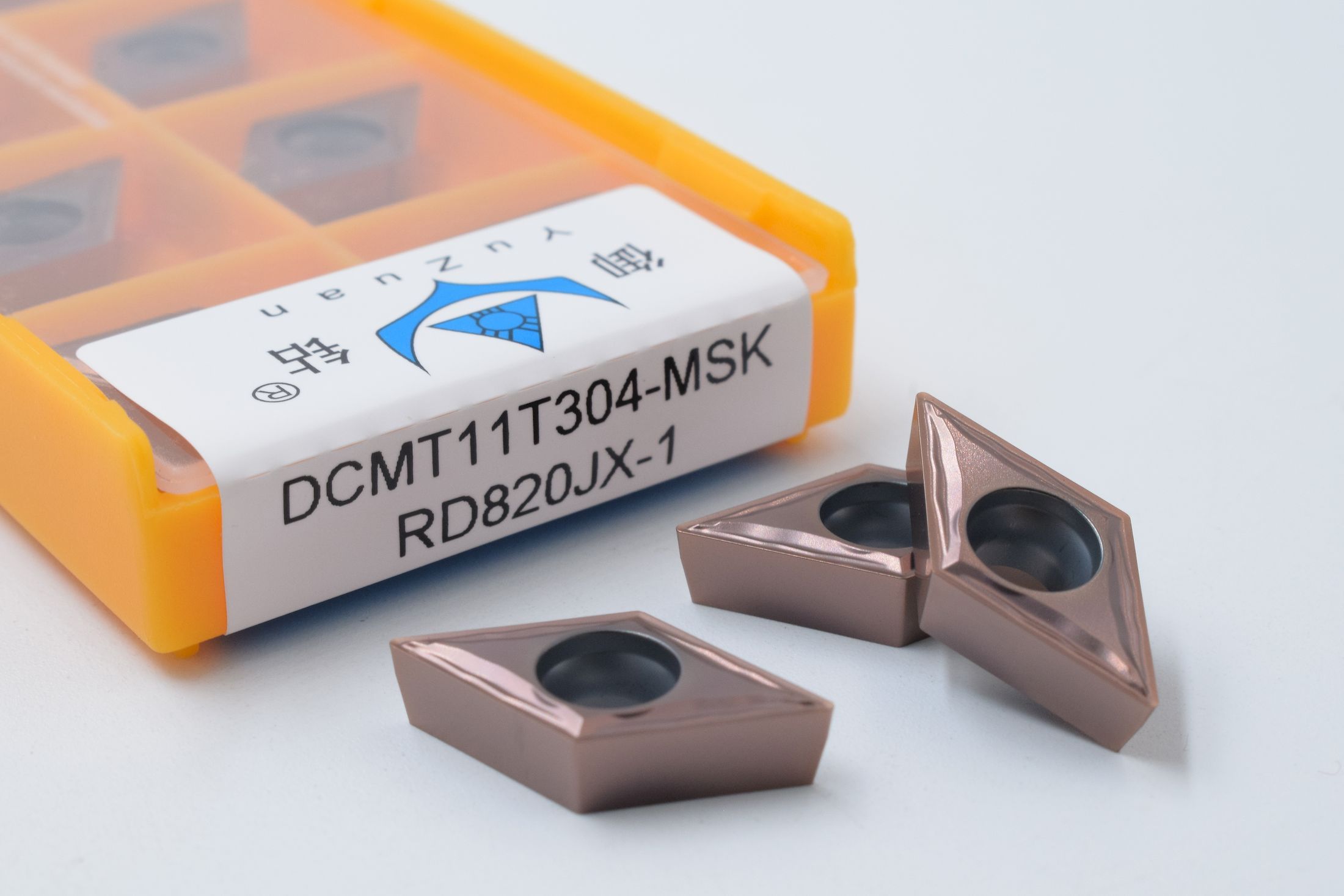 DCMT11T304-MSK RD820JX-1
