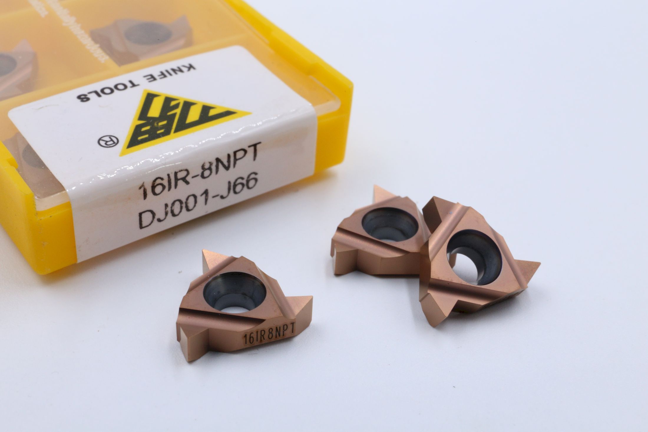 16IR8NPT DJ001-J66