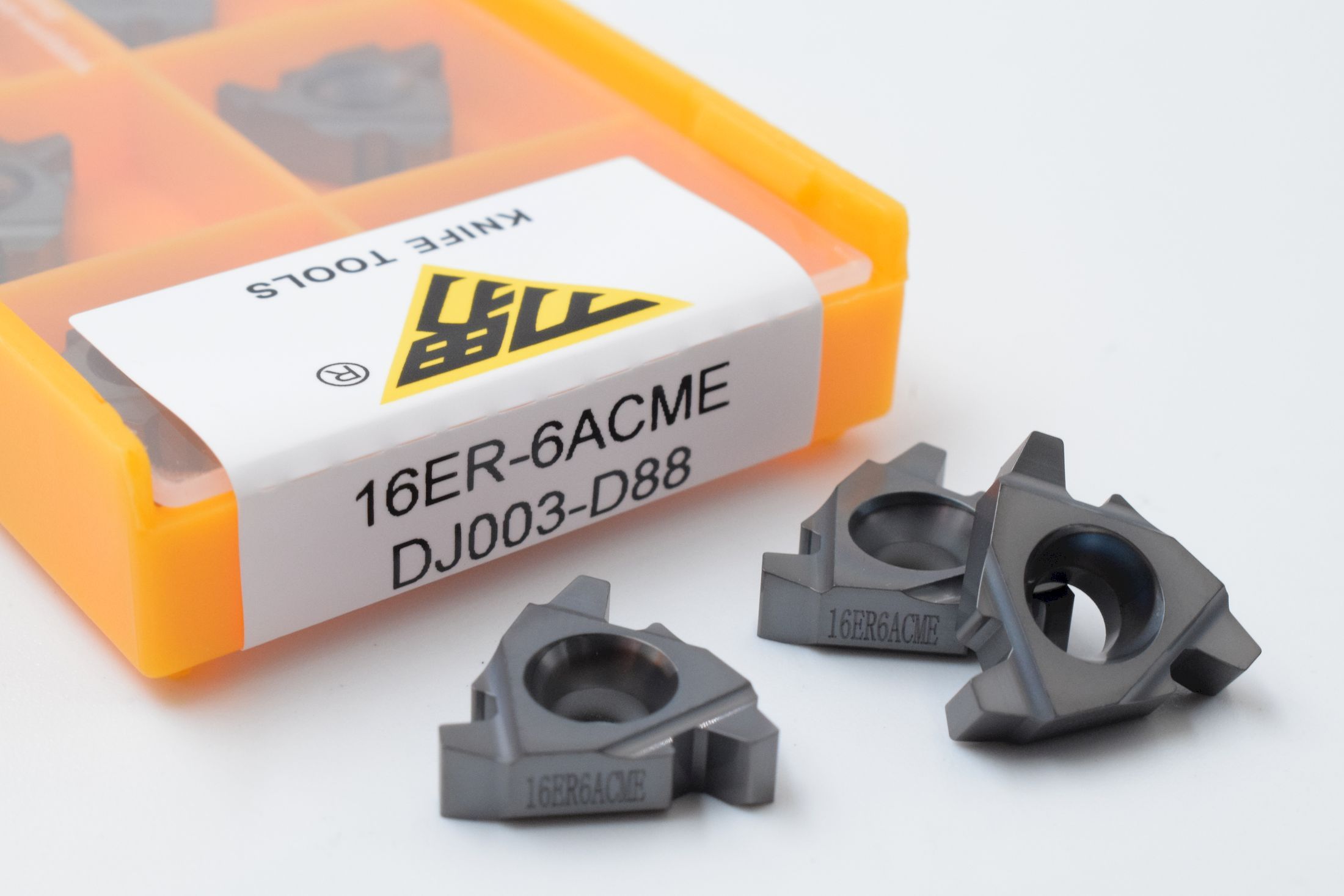 16ER6ACME DJ003-D88