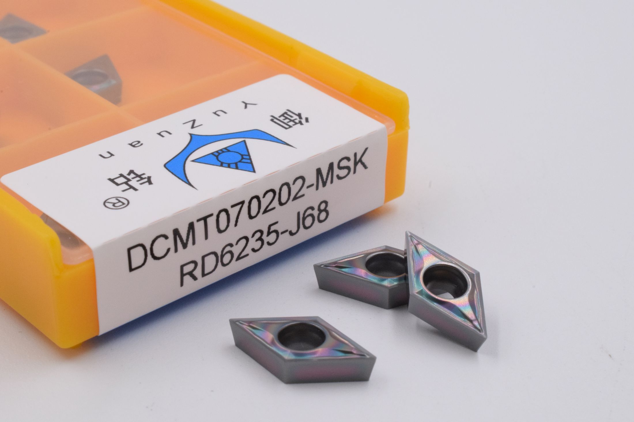 DCMT070202-MSK RD6235-J68