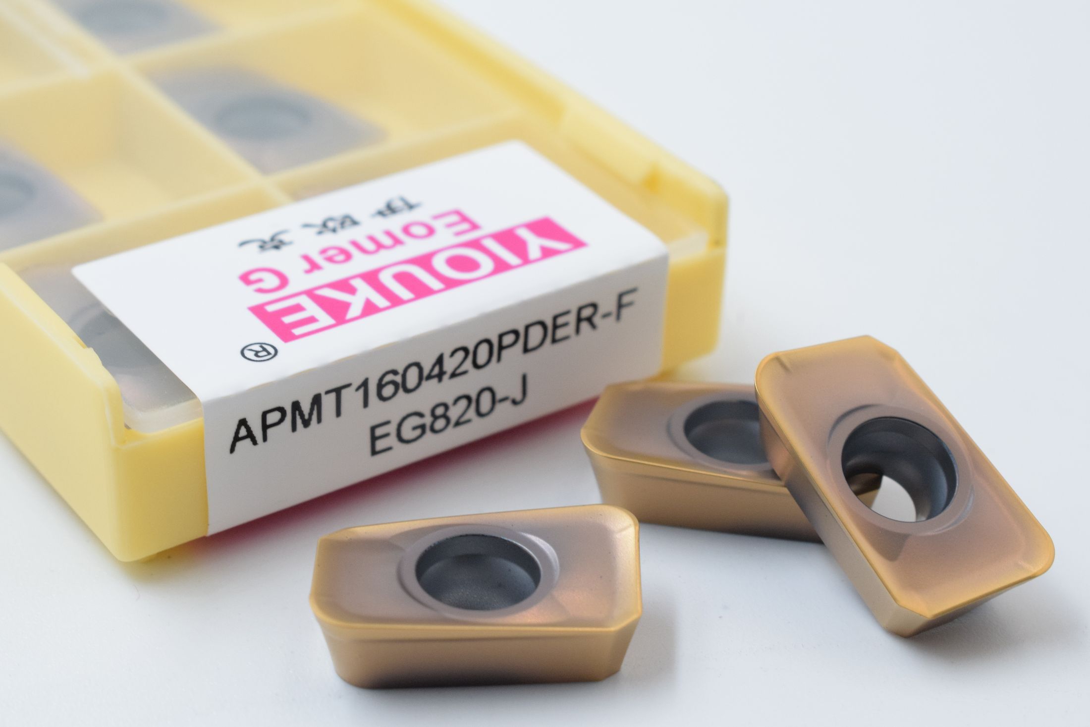 APMT160420PDER-F EG820-J
